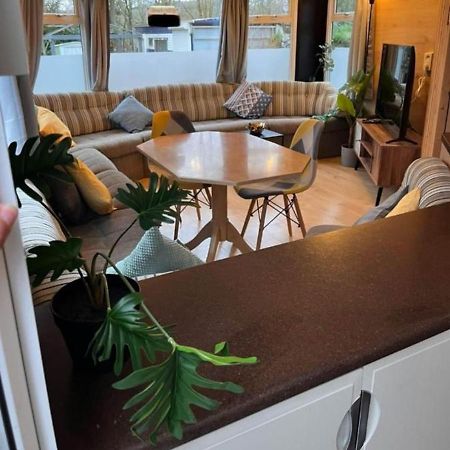 Bungalow Willerby Maasmechelen Ngoại thất bức ảnh